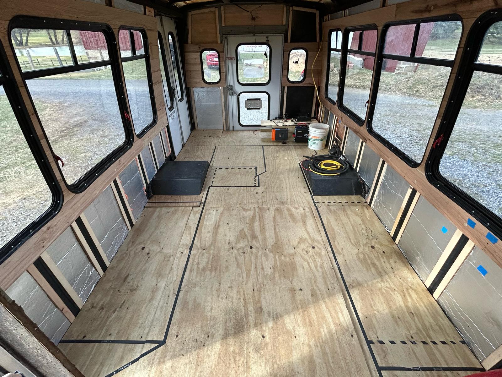 Shuttle Bus Mobile Studio media 4